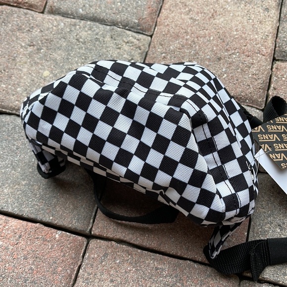 Brand new Authentic VANS Uni-Pak Checkered Unisex VN0A3WKDP2T NWT
Fanny pack - Picture 8 of 16